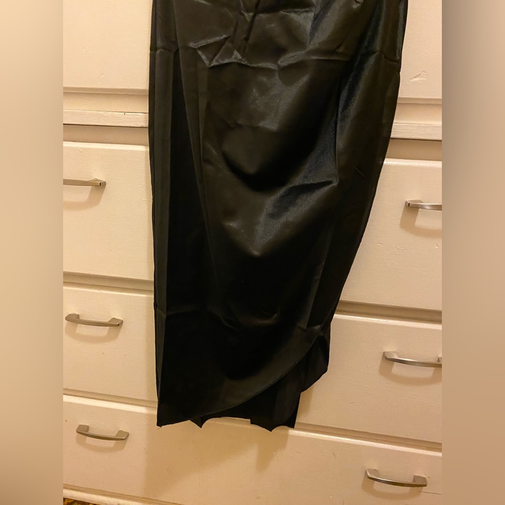 Micas - Brand New - Satin Draped Black Midi Dress - Sz M - Picture 6 of 10